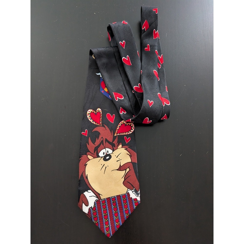 Looney Tunes‎ Mania Tie Necktie Taz Bugs Daffy Etc 56"